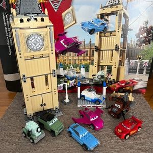 Lego 8639 Cars 2 Big Bentley Bust Out